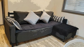 Cozy Studio in Casablanca ( 1.1 km from Casavoyageurs station )